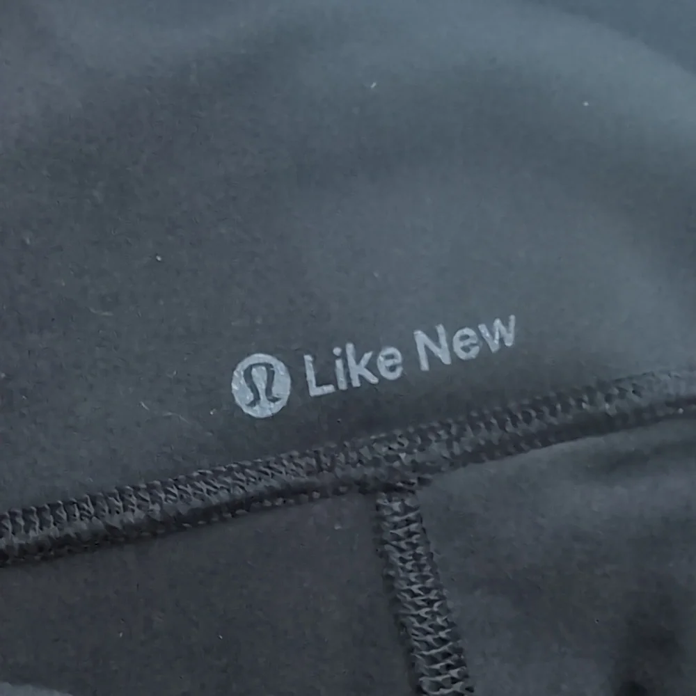 lululemon like new - All The Right Places High-Rise Crop Mesh Lattice - 8 - Picture 6 of 6